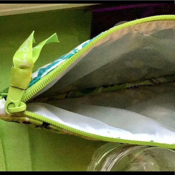 VERA Bradley 👛 - Picture 5 of 11